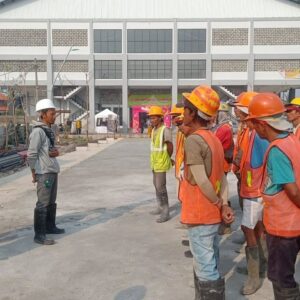 Briefing keselamatan kerja tim KMP